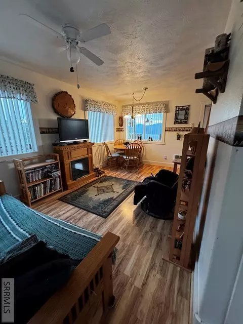 Living - 447 Goosewing Dr, Irwin, ID 83428 photo 2 of 2