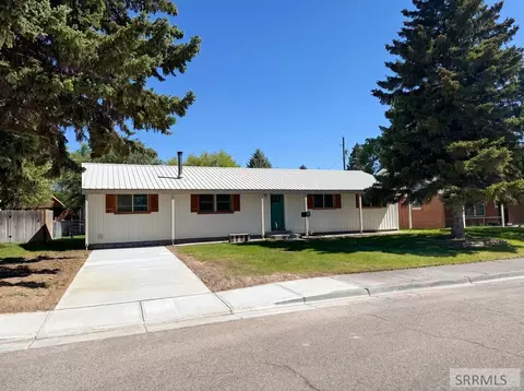 2237 Logan Dr, Idaho Falls, ID 83401