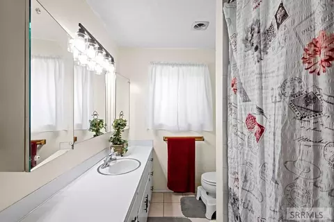 Bath - 230 Apache, Rexburg, ID 83440 photo 5 of 5