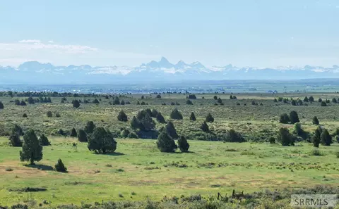 1700 N Sadorus Hill Rd, Ashton, ID 83420