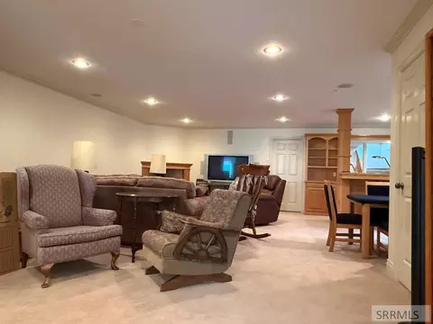 Living - 709 E 800 N, Firth, ID 83236 photo 4 of 4