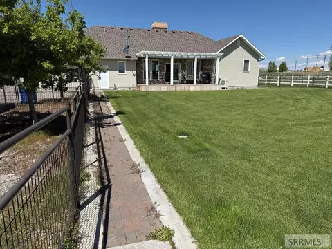 Exterior - 709 E 800 N, Firth, ID 83236 photo 1 of 6