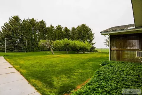 Exterior - 1286 W 200 S, Pingree, ID 83262 photo 4 of 8