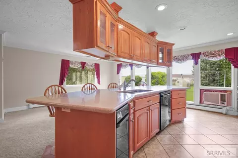Kitchen - 1286 W 200 S, Pingree, ID 83262 photo 6 of 6