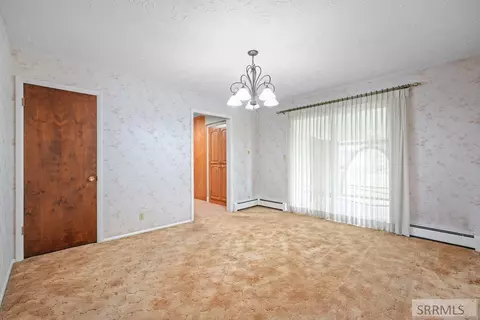 Dining - 1286 W 200 S, Pingree, ID 83262 photo 1 of 2