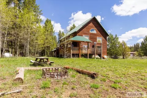 3524 Remington Dr, Island Park, ID 83429