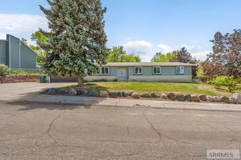 2240 S Fairway Dr, Pocatello, ID 83201