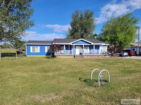 1282 N 1100 E, Shelley, ID 83274