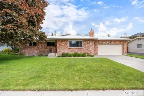 1850 Carmel Dr, Idaho Falls, ID 83402