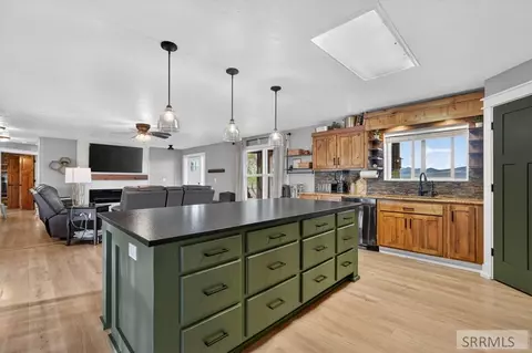 Kitchen - 13863 S Robin Rd, Arimo, ID 83214 photo 3 of 6