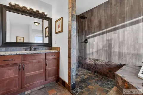 Bath - 13863 S Robin Rd, Arimo, ID 83214 photo 3 of 3