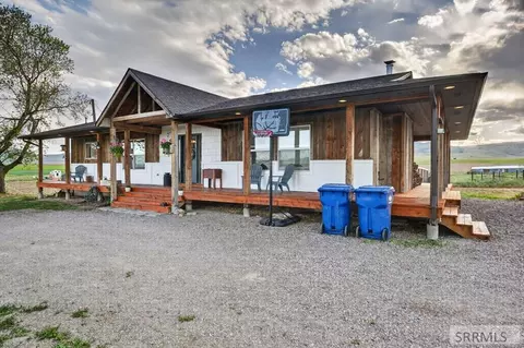 Exterior - 13863 S Robin Rd, Arimo, ID 83214 photo 11 of 26