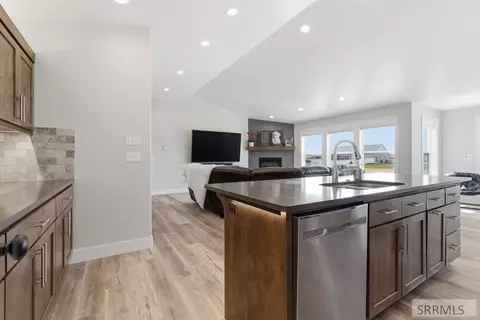 Kitchen - 4148 E 74 N, Rigby, ID 83442 photo 2 of 3