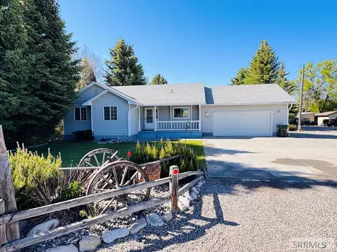 1392 Rich Ln, Blackfoot, ID 83221