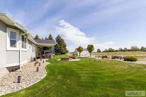 Exterior - 653 S 4th E, Rexburg, ID 83440 photo 11 of 12