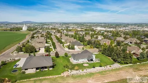 View/Area - 653 S 4th E, Rexburg, ID 83440 photo 5 of 7