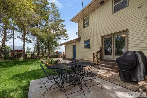 Exterior - 653 N 3300 E, Menan, ID 83434 photo 1 of 3