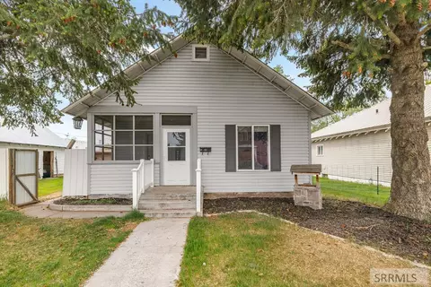 40 W 3rd N, Saint Anthony, ID 83445