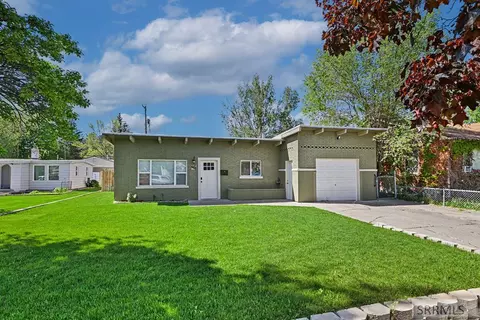 466 7th St, Idaho Falls, ID 83401