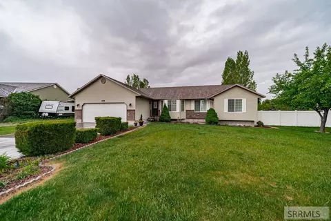 4428 High Desert Dr, Ammon, ID 83406