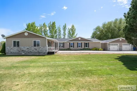 853 E 900 N, Shelley, ID 83274