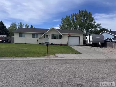 531 Bob O Link Dr, Idaho Falls, ID 83401