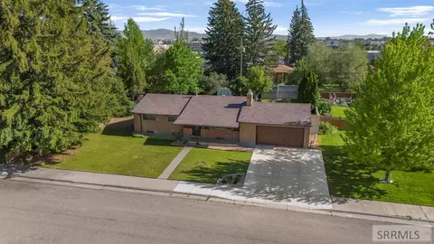 686 E 16th St, Idaho Falls, ID 83404