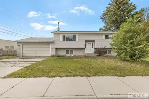 2180 S Eagle Dr, Ammon, ID 83406