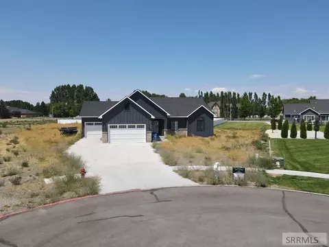 Exterior - 1104 Cypress Loop, Rexburg, ID 83440 photo 6 of 15