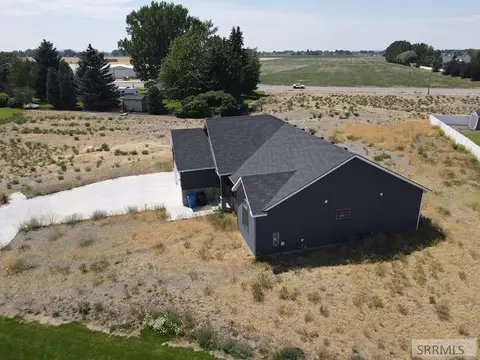Exterior - 1104 Cypress Loop, Rexburg, ID 83440 photo 12 of 15