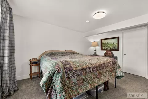 Bedroom - 146 E 9th St, Saint Anthony, ID 83445 photo 4 of 4