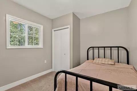Bedroom - 146 E 9th St, Saint Anthony, ID 83445 photo 3 of 4