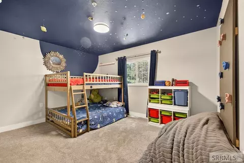 Bedroom - 146 E 9th St, Saint Anthony, ID 83445 photo 2 of 4