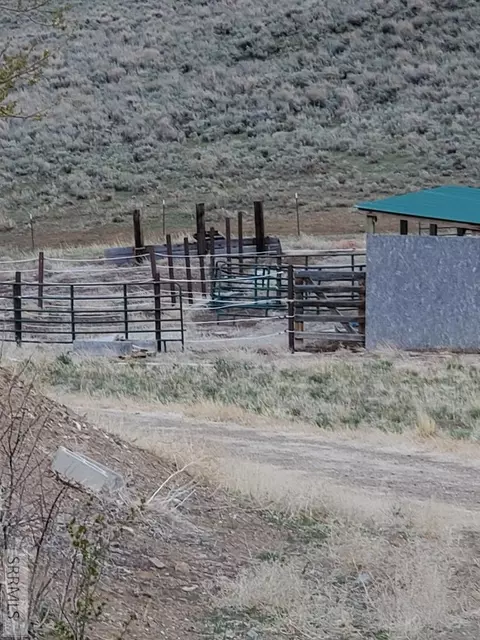 Exterior - 1981 Blizzard Mountain Rd, Arco, ID 83213 photo 2 of 10