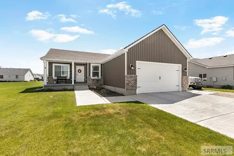 3716 N Ventura Ave, Idaho Falls, ID 83401