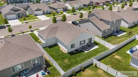 Exterior - 2857 E Brooklyn St, Idaho Falls, ID 83401 photo 9 of 14