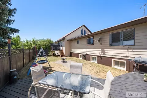 Exterior - 1225 N 885 E, Shelley, ID 83274 photo 6 of 12