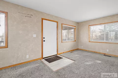 Entry Way - 1225 N 885 E, Shelley, ID 83274 photo 1 of 6