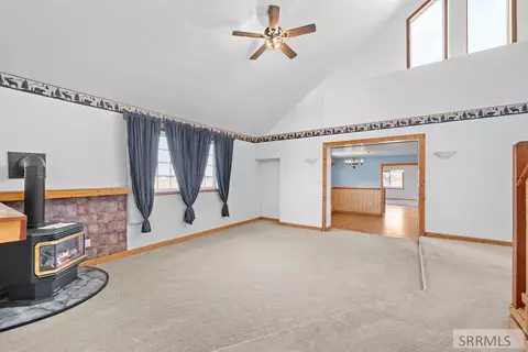 Living - 1225 N 885 E, Shelley, ID 83274 photo 5 of 7