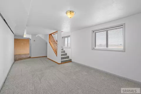 Living - 1225 N 885 E, Shelley, ID 83274 photo 6 of 7