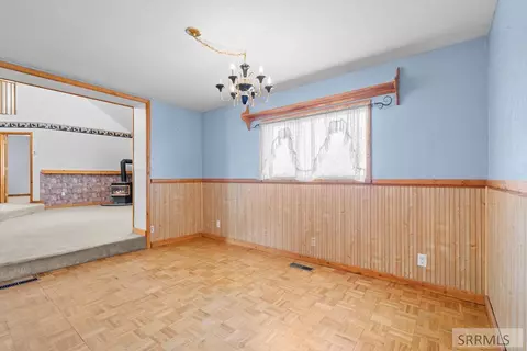 Dining - 1225 N 885 E, Shelley, ID 83274 photo 1 of 2