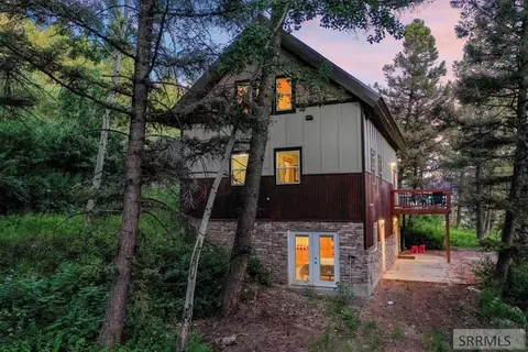 5135 E Rees Dr, Island Park, ID 83429