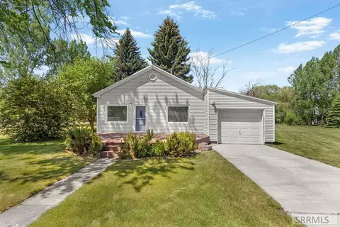 4876 S Holmes Ave, Idaho Falls, ID 83404