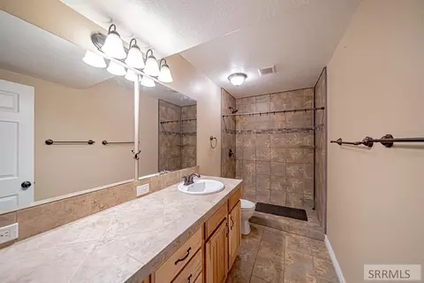 Bath - 195 N 3806 E, Rigby, ID 83442 photo 10 of 11