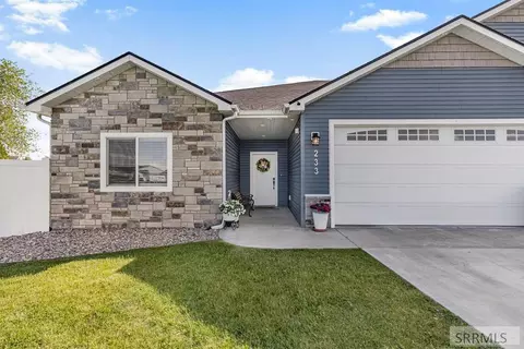 Exterior - 233 Park View Loop, Shelley, ID 83274 photo 2 of 4