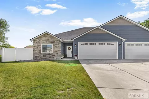 233 Park View Loop, Shelley, ID 83274