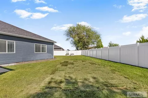 Exterior - 233 Park View Loop, Shelley, ID 83274 photo 3 of 4