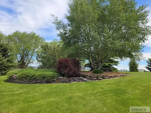 Exterior - 674 N 2800 E, Saint Anthony, ID 83445 photo 8 of 27