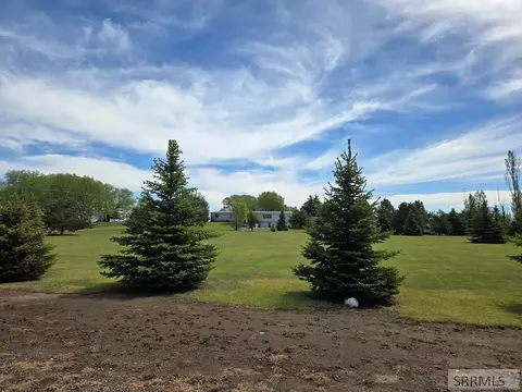 Exterior - 674 N 2800 E, Saint Anthony, ID 83445 photo 4 of 27