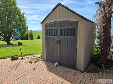 Exterior - 674 N 2800 E, Saint Anthony, ID 83445 photo 13 of 27